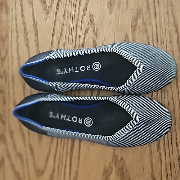 Rothy's Blue Birdseye Round Toe Slip-On Ballet Flats - women's 9 - Picture 6 of 10
